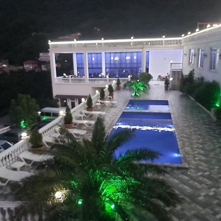 Hotel Zura Palace 크바리아티 외부 사진