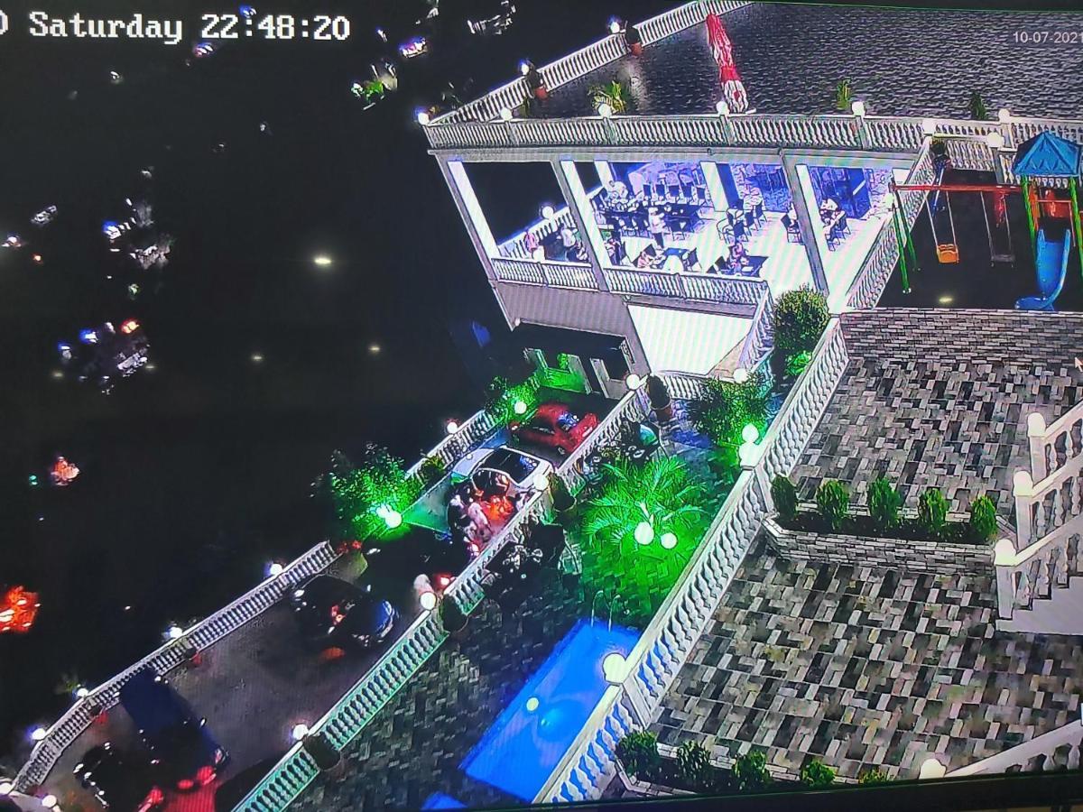 Hotel Zura Palace 크바리아티 외부 사진