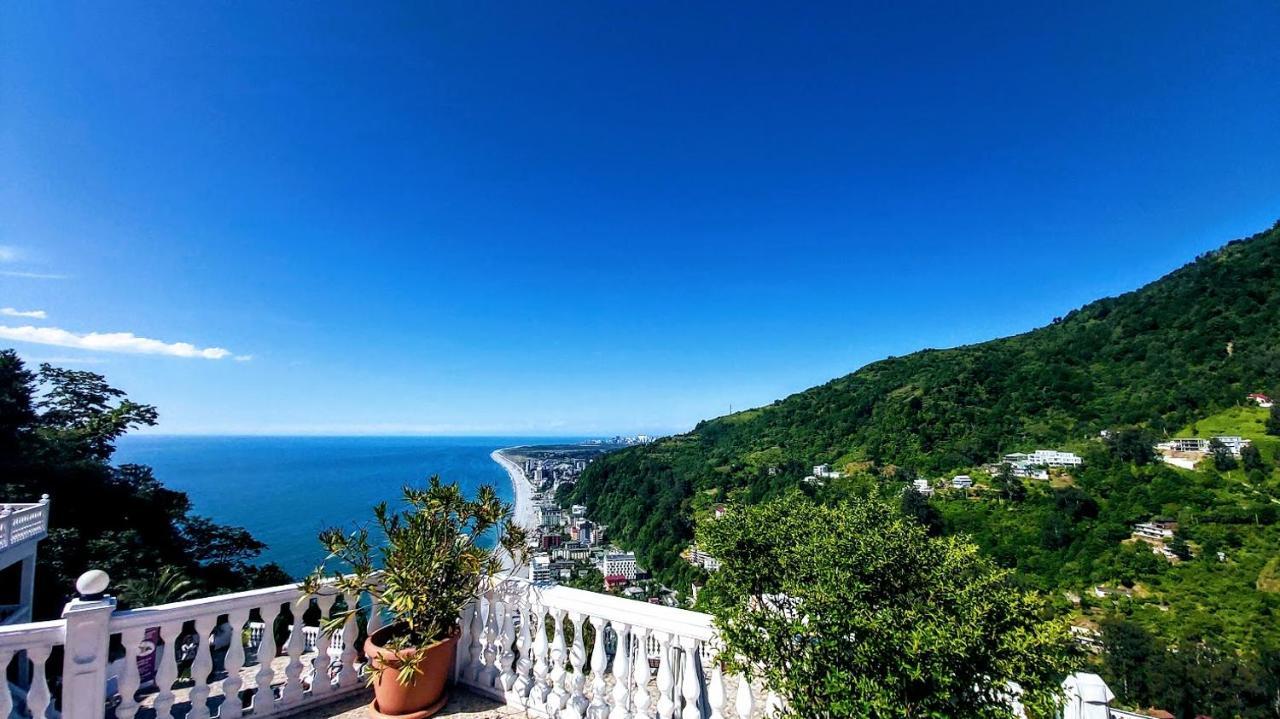 Hotel Zura Palace 크바리아티 외부 사진