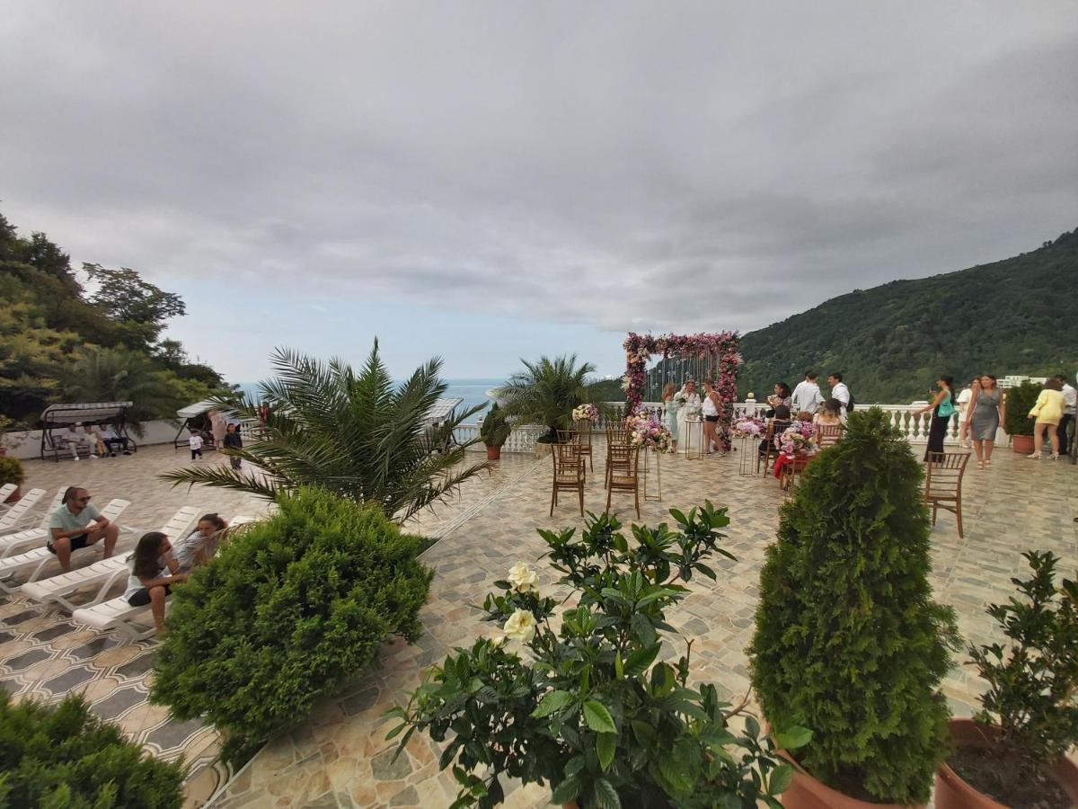 Hotel Zura Palace 크바리아티 외부 사진