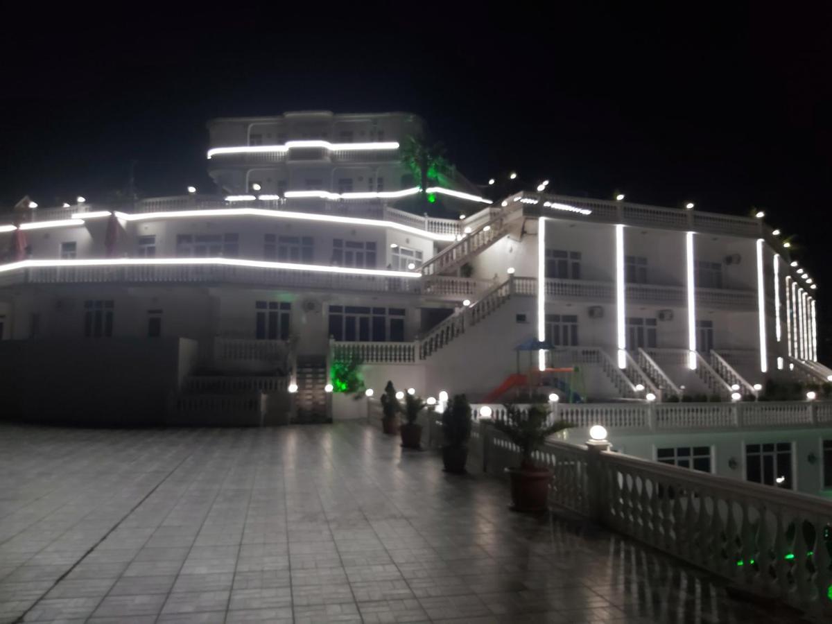 Hotel Zura Palace 크바리아티 외부 사진