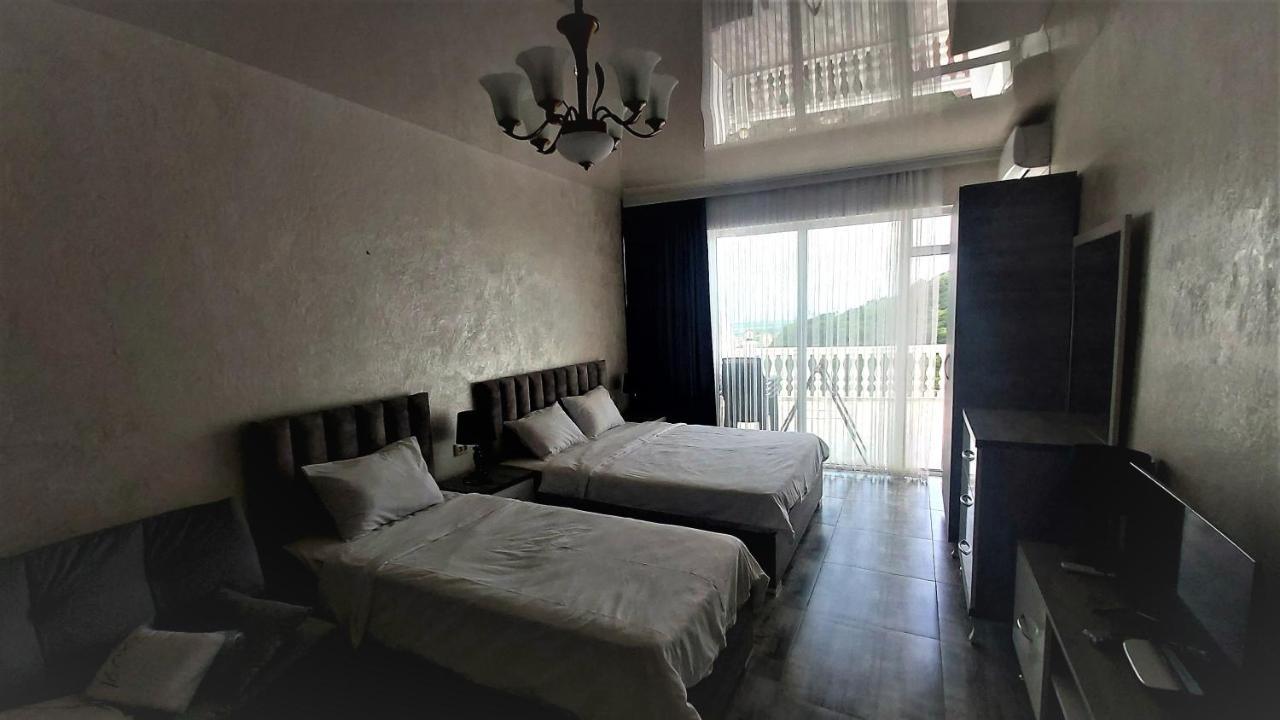 Hotel Zura Palace 크바리아티 외부 사진