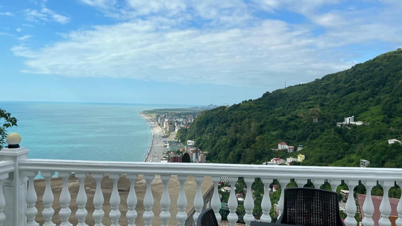 Hotel Zura Palace 크바리아티 외부 사진