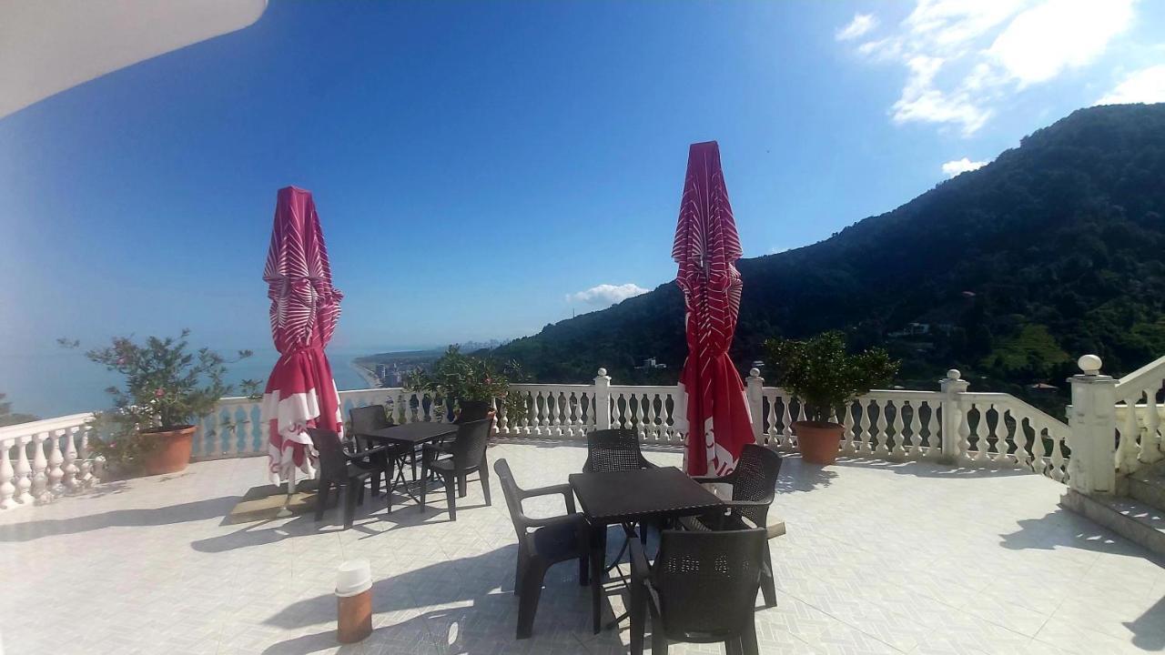 Hotel Zura Palace 크바리아티 외부 사진